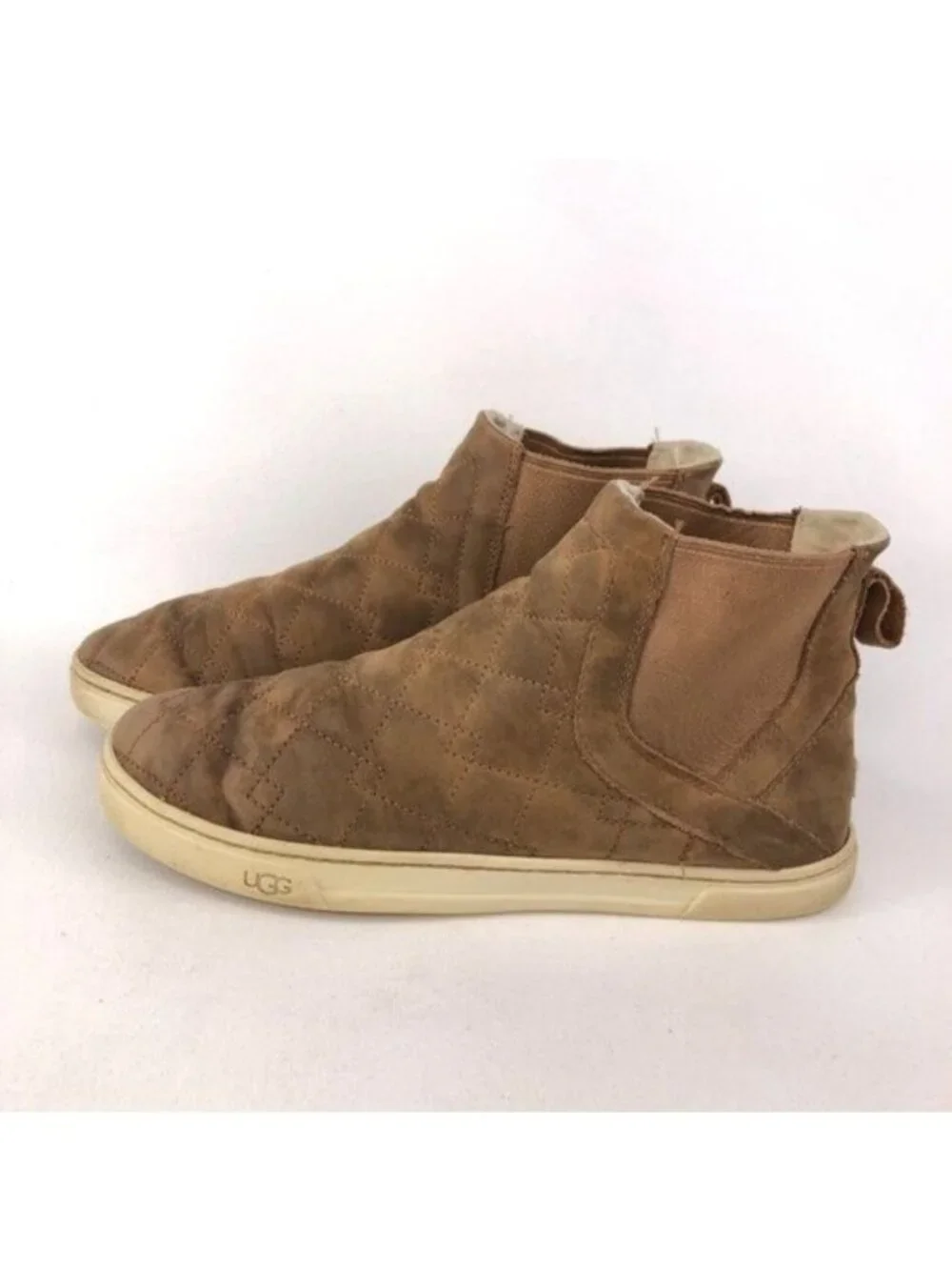 UGG Hollyn Deco Quilt Ankle Boots 8